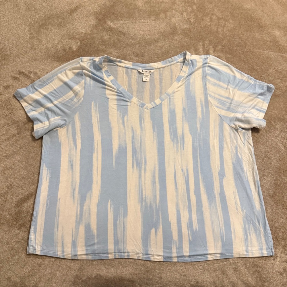 Athleta Womens 1X V-Neck Short Sleeve Tee Blue White Abstract Brushstroke Print